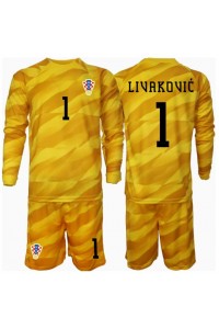 Kroatia Dominik Livakovic #1 Keeper Babyklær Hjemme Fotballdrakt til barn EM 2024 Lange ermer (+ Korte bukser)